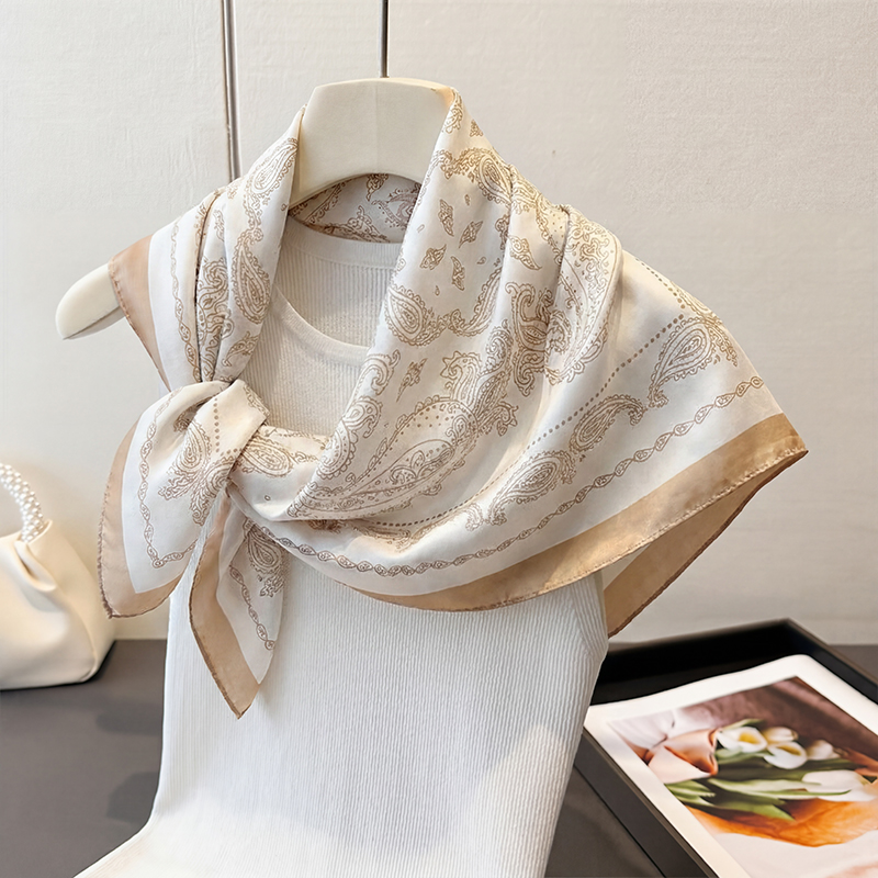 Vintage Beige Paisley Print Sq - огляд і ціна Scarf Silk Square