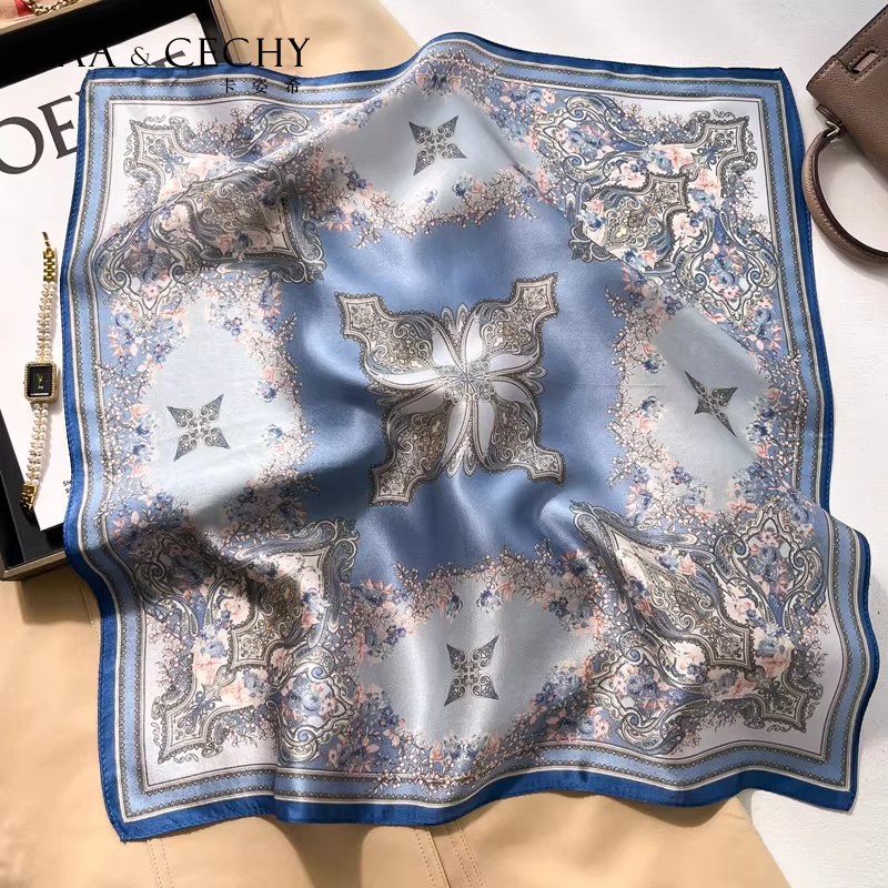 Baroque Floral 100% Mulberry S - огляд і ціна Silk Neck Scarf
